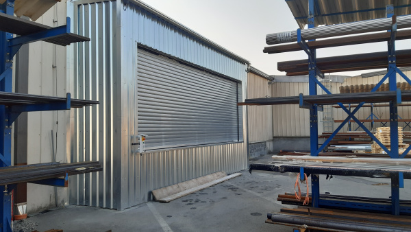 End of drafts. Transfer cart stocks material quickly and without heat loss