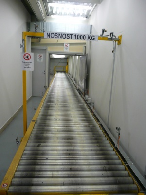 Transport system for inter-storey transport of pallets II