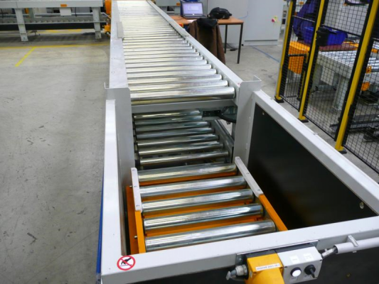 Transport system to the test room