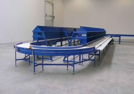 Higher than kodiak, longer than 4 pools. Our conveyors are used by the largest distributor of newspapers in the Czech Republic