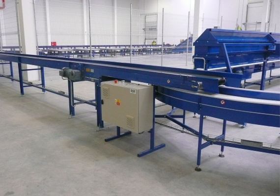 Higher than kodiak, longer than 4 pools. Our conveyors are used by the largest distributor of newspapers in the Czech Republic