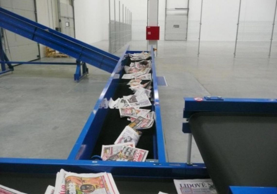 Vyšší než kodiak, delší než 4 bazény. Naši třídicí linku využívá největší distributor novin v ČR Vyšší než kodiak, delší než 4 bazény. Naši třídicí linku využívá největší distributor novin v ČR