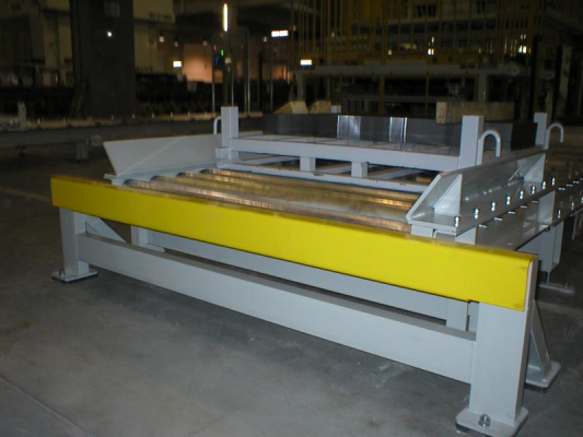 Roller conveyors - transport system of the press shop