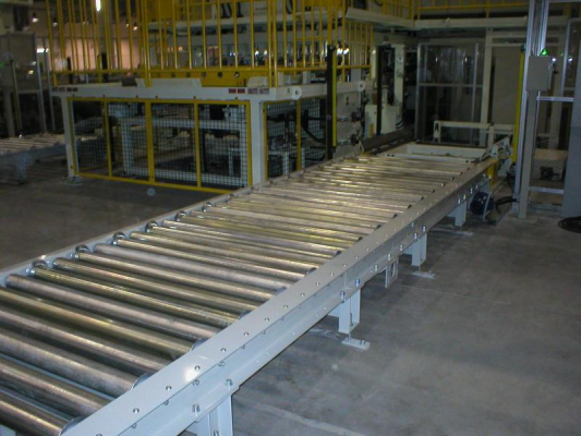 Roller conveyors - transport system of the press shop